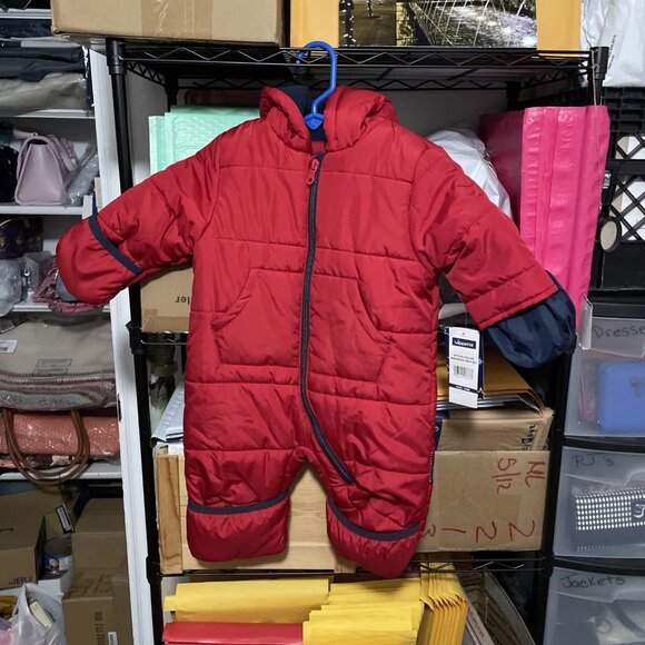 Wippette Baby Boy Hooded Snowsuit ~ Red ~ Size 3-6 months ~ NWT - Picture 3 of 6